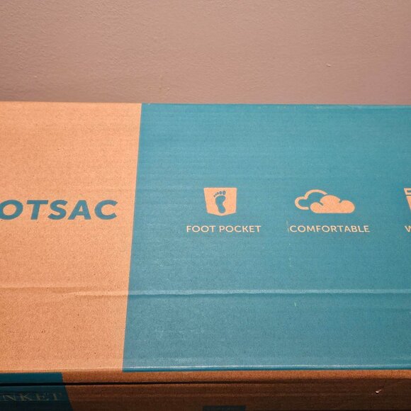 LOVESAC FOOTSAC BLANKET - CHARCOAL NWT - Picture 7 of 7